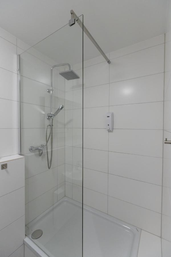 Dreams Bielefeld Hostel Ngoại thất bức ảnh