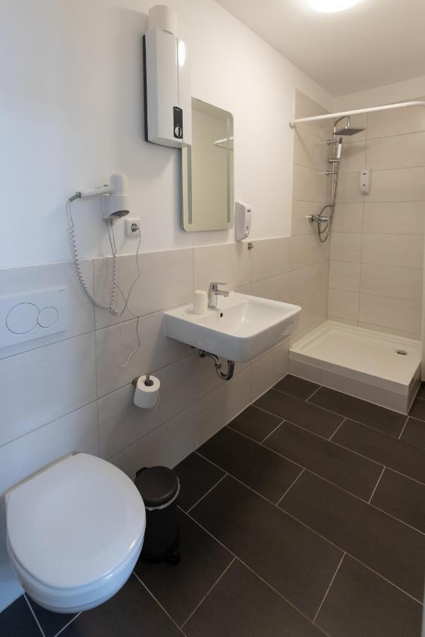 Dreams Bielefeld Hostel Ngoại thất bức ảnh