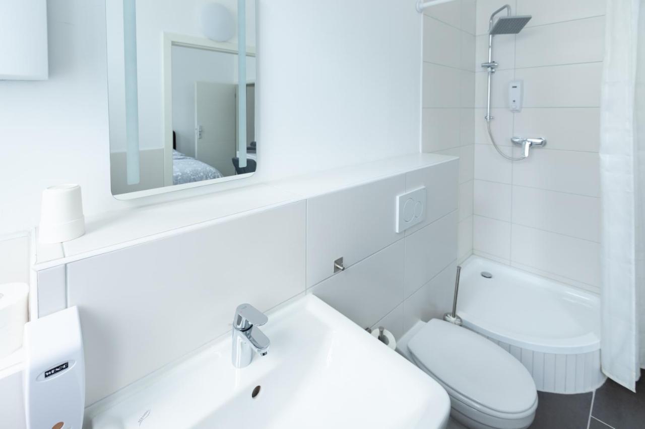 Dreams Bielefeld Hostel Ngoại thất bức ảnh